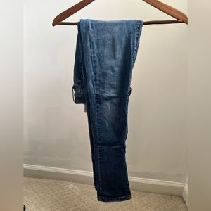 Levi’s 311 Shaping Skinny blue jeans